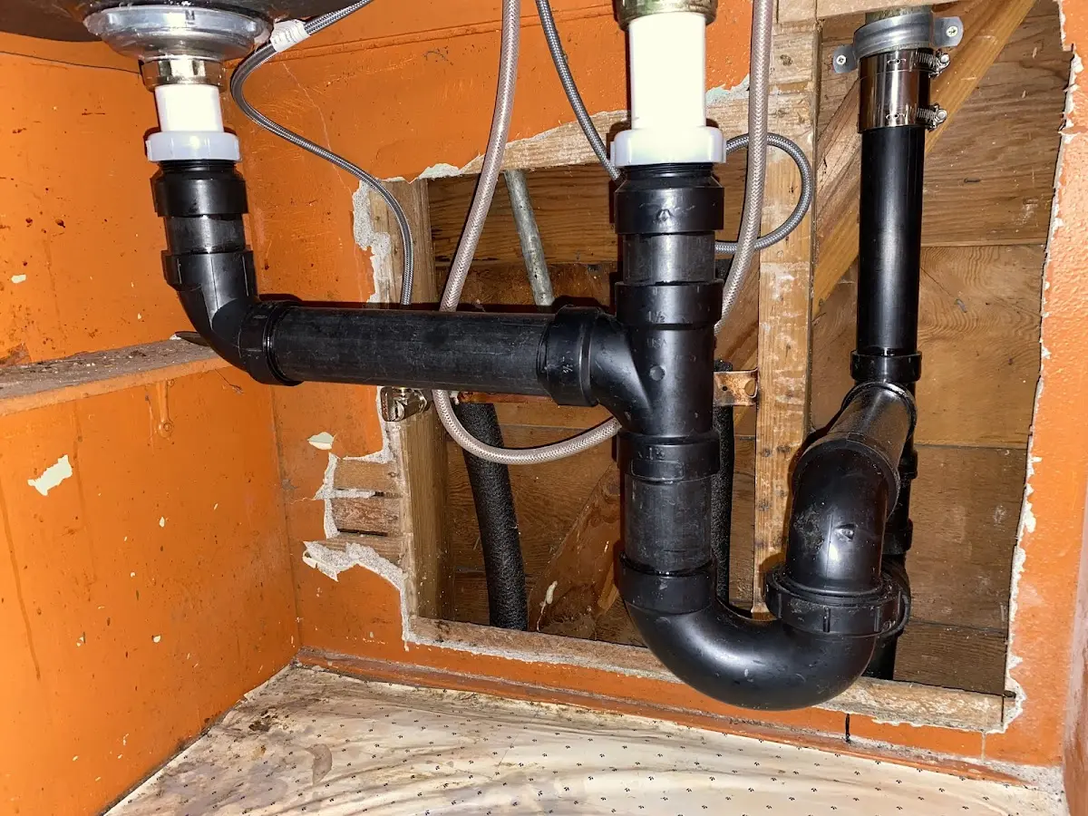 Professional Pipe Bursting equipment and tools on the job in Dell Rapids